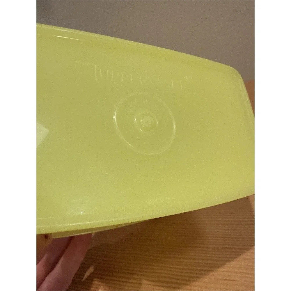 Tupperware Vintage Yellow‎ Rectangle Storage Container w/Lid #1243-2